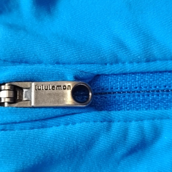 Lululemon Athletic Pullover - Picture 5 of 9